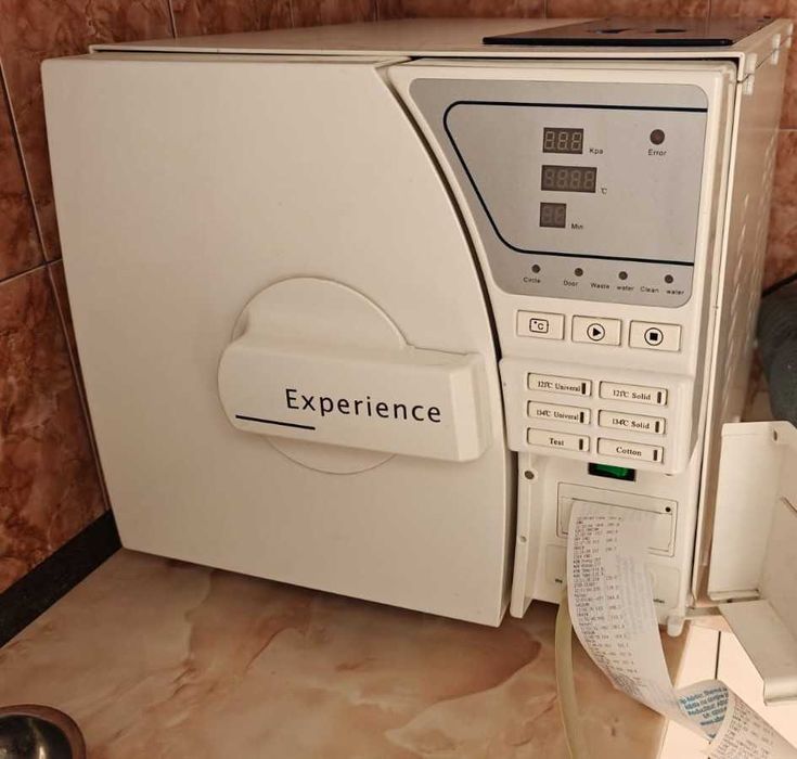Autoclav / sterilizator cabinet stomatologic