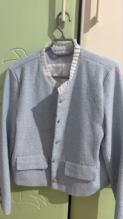 Голубой твидовый пиджак
