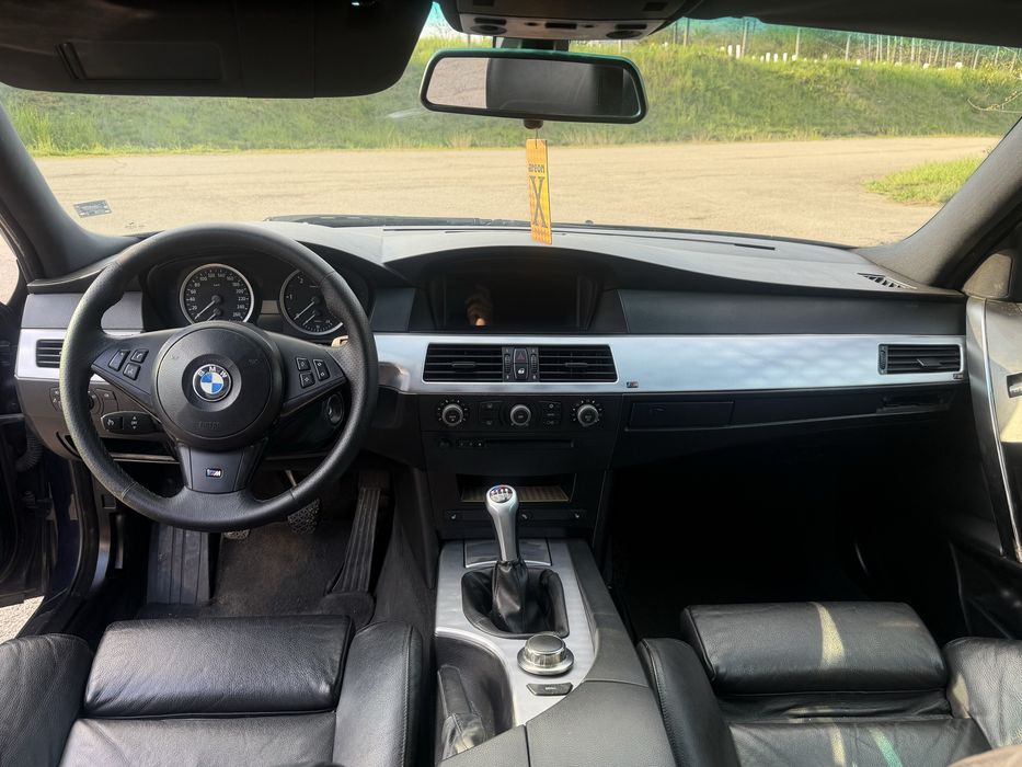 BMW E61 535d РЪЧКА,САМО НА ЗАДНО!!!