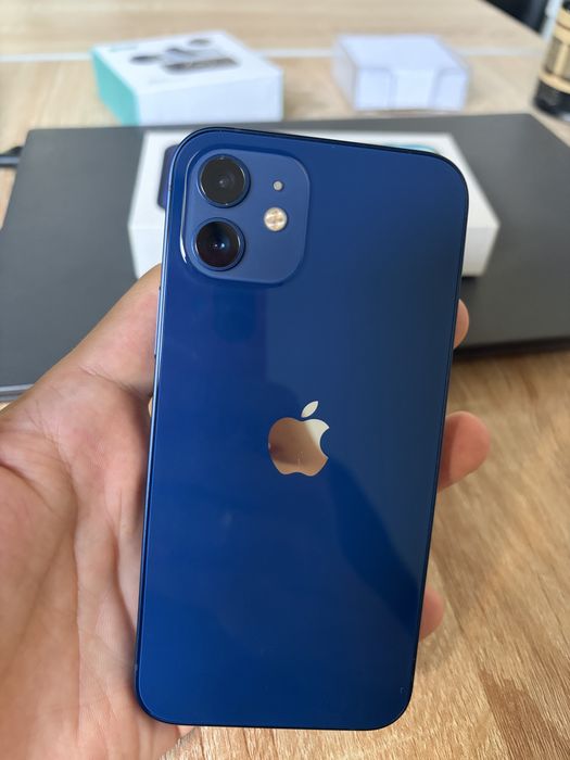 iPhone 12 128 blue