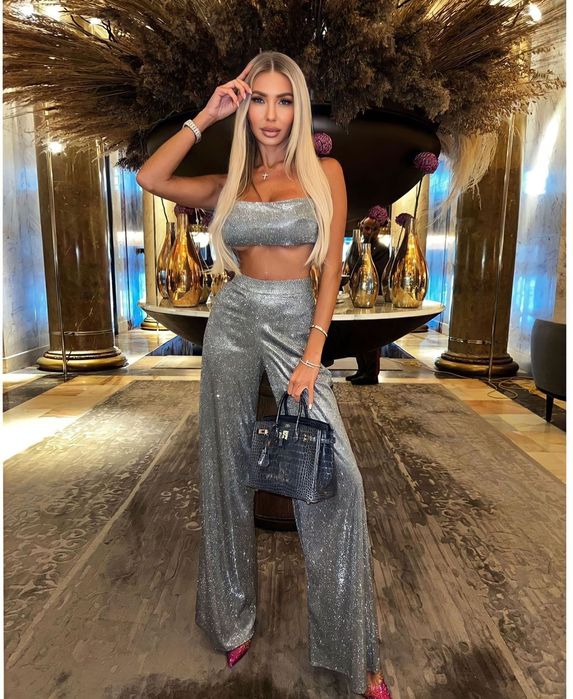 Salopete Modelatoare din Materiale Premium Modele 2025