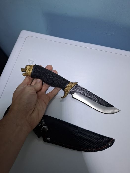 Нож със ловни мотиви