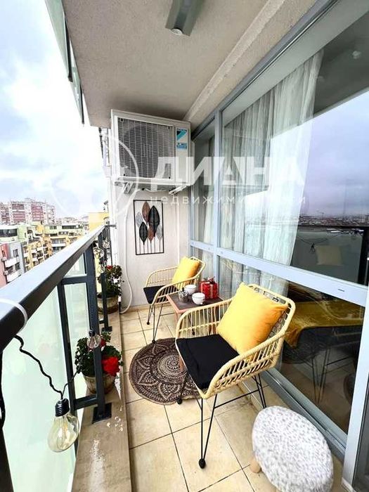 Продава се Тристаен апартамент в Пловдив, Кючук Париж - 95 кв.м за 2053 €/кв.м - Снимка #9