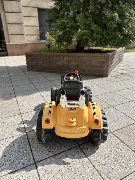 Электромобиль Kingdom трактор