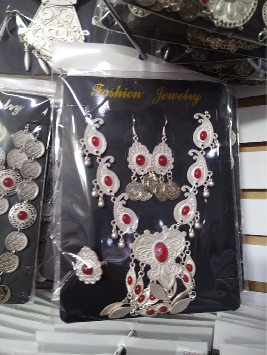 Комлект украшений мельхиор