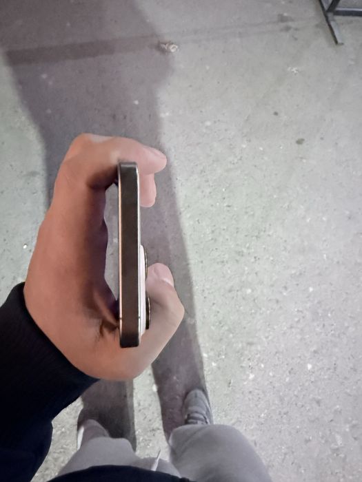 Ипхоне 16 про мах