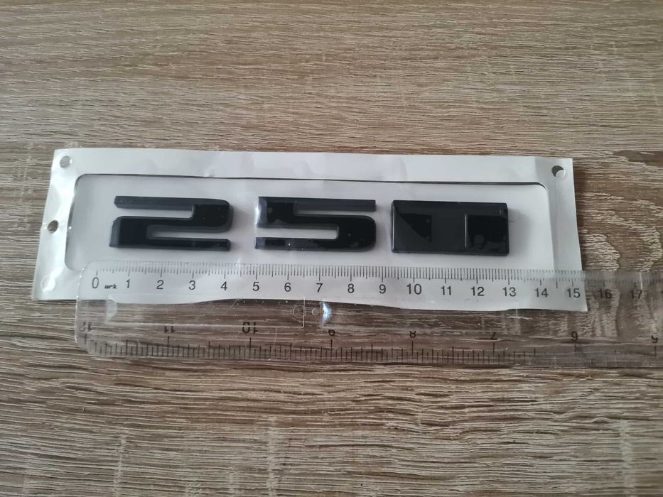 черно лого 25T за Cadillac