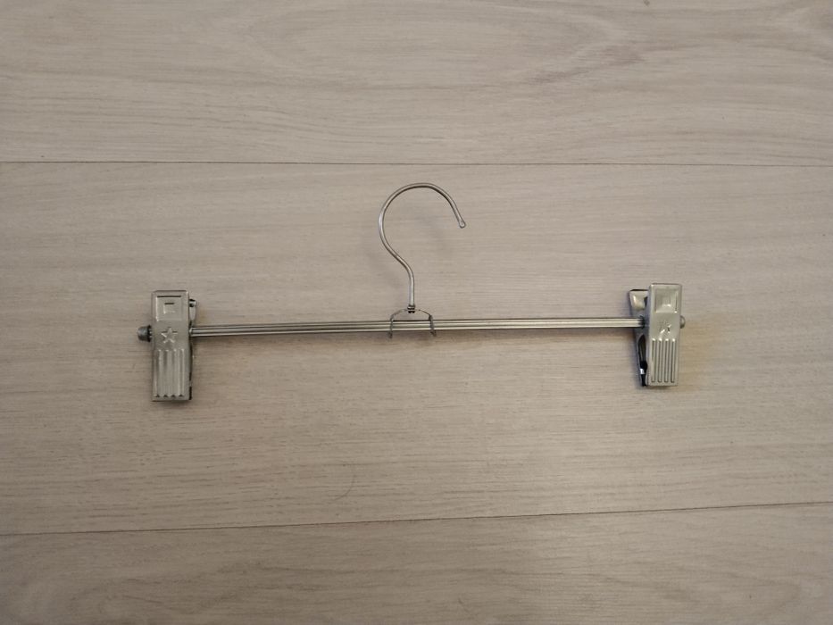 Вешалки для одежды