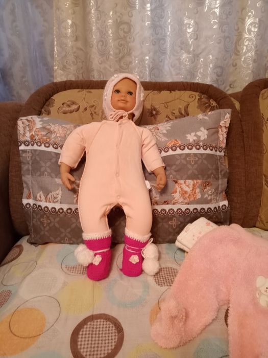 Продам куклу рассказывает сказки