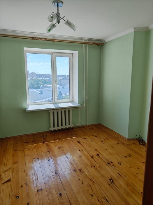 Продам 4ком квартиру район Достык мол
