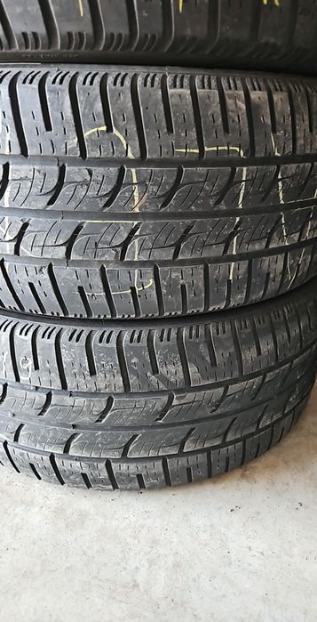 275/55/19.Pirelli