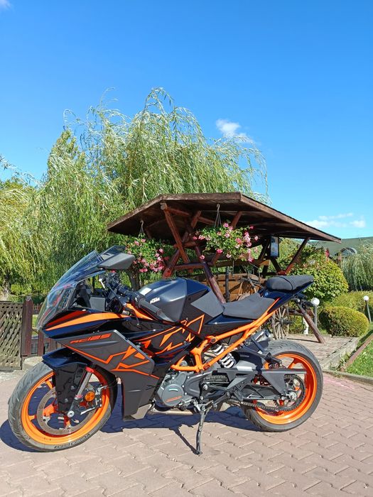 Moto KTM RC 125 2022
