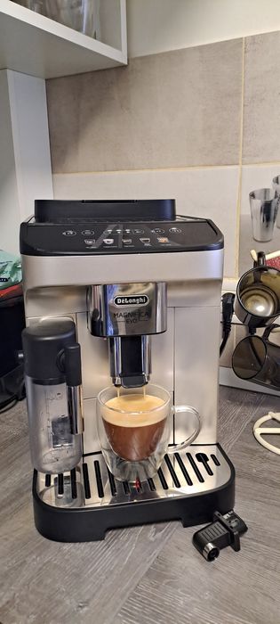 Cafetiera Delonghi Magnifica Evo
