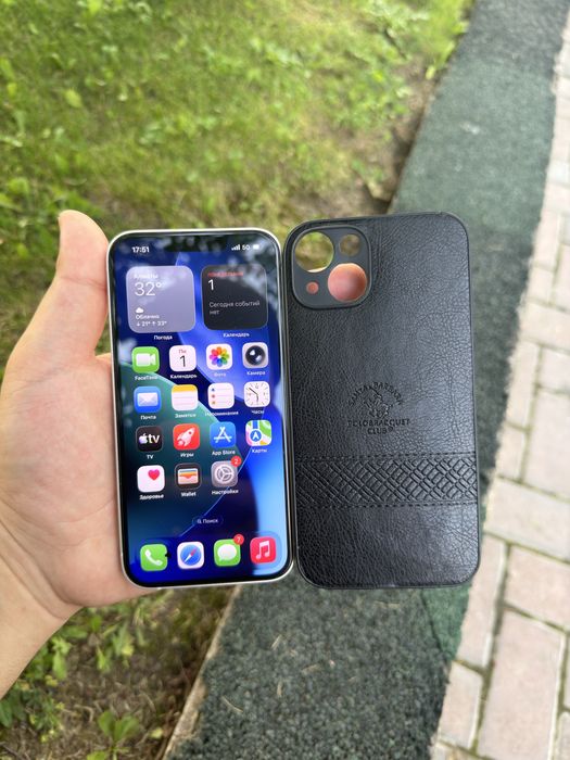 Продам телефон Айфон 13/128Gb