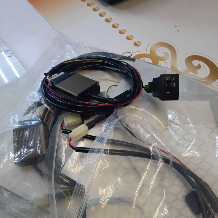 Подогрев 2 передних сидений. ПРАДО-150, 2014 года