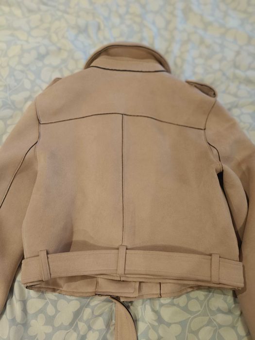 Пролетно яке Зара