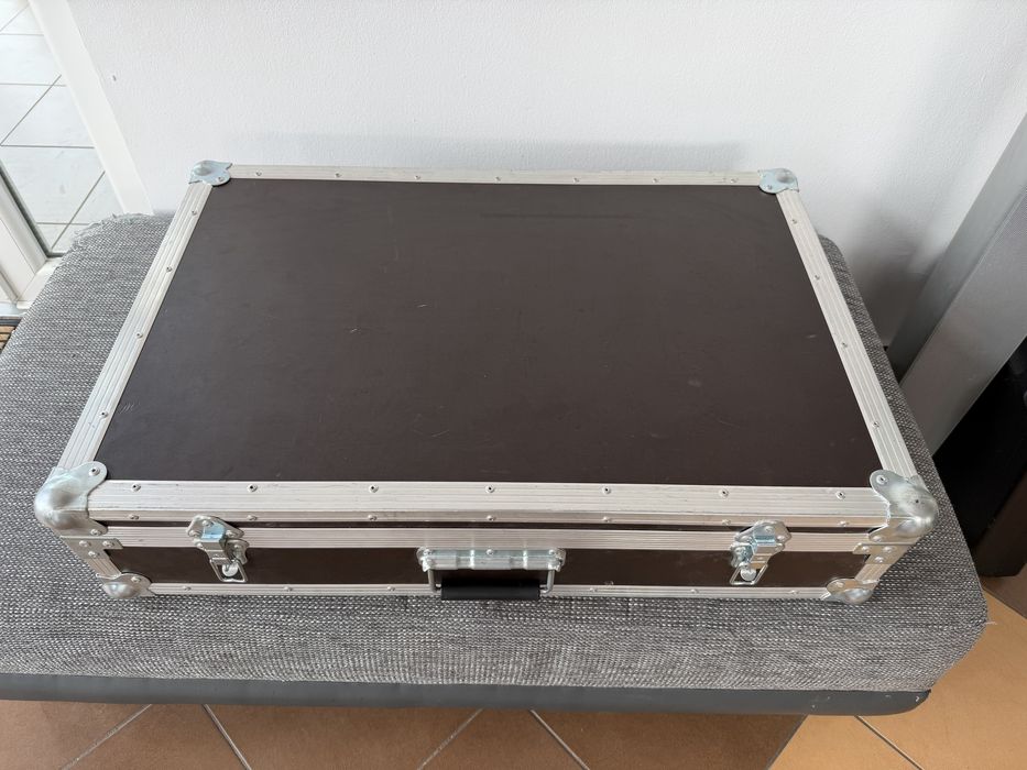 Pioneer DJM750 cu X1 Mk2 si flightcase