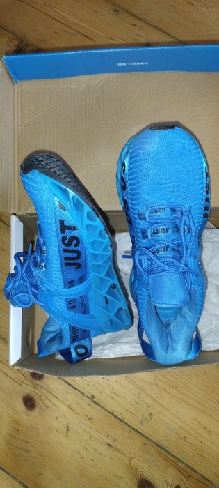 Маратонки 36 номер