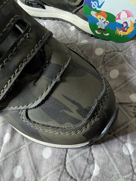 Продам кросовки, сандали