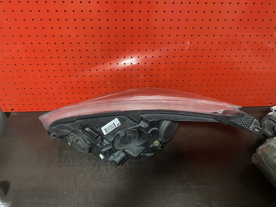 Far dreapta Ford Focus 3 facelift