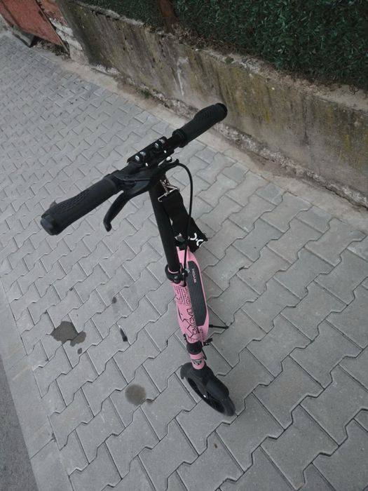 Тротинетка с дискова спирачка