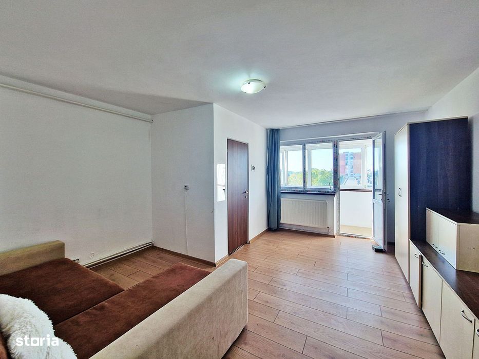 AZURA Imobiliare - Garsonieră Mobilată de Închiriat Pitești Craiovei — fotografia 3
