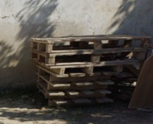 Поддоны и Ополубки  деревянные.