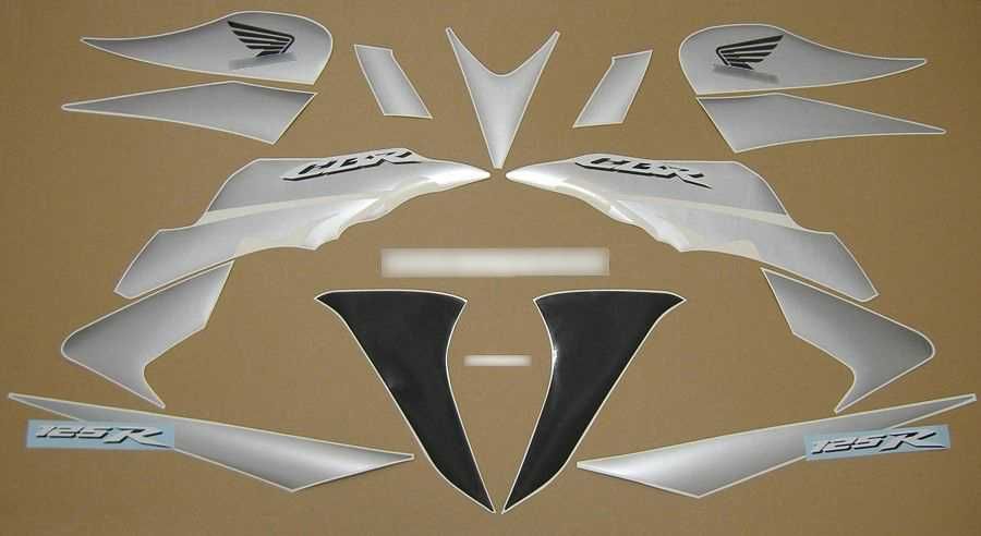 Стикери Honda CBR 125R 2004г-2014г лепенки хонда цбр 125 2007г-2010г