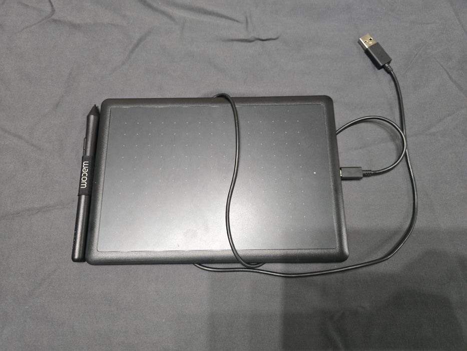 Графичен таблет One by Wacom - Small