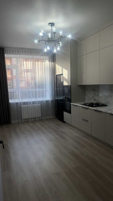 трехкомнатная  квартира