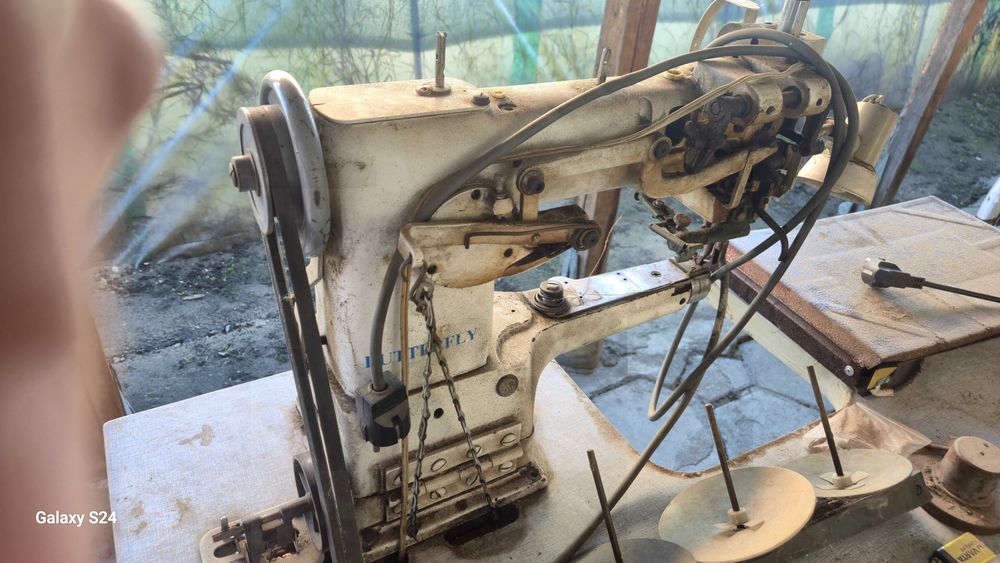 Ръкавна шевна машина