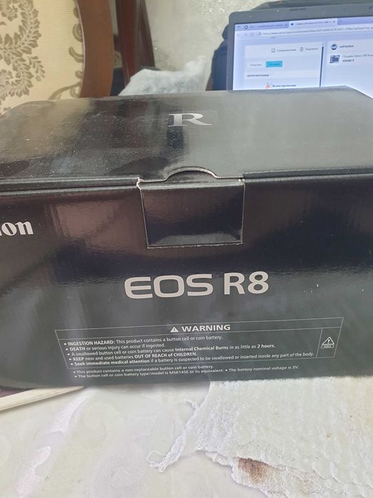 Кенон R6 mark2 с обьективом RF50 в упаковке