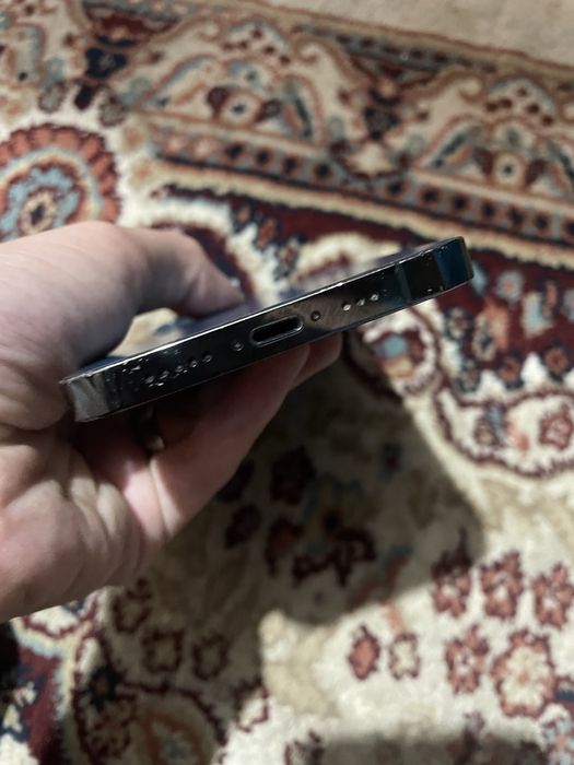 Ayfon 12 pro sotiladi