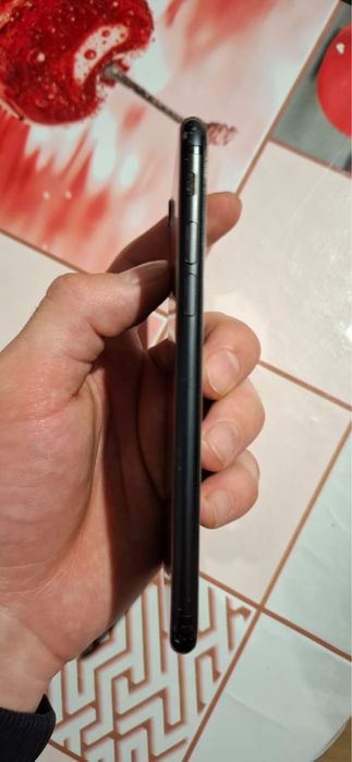 Айфон 7 в хорошем состоянии