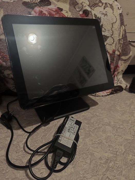 Продаю Моноблок RS609.