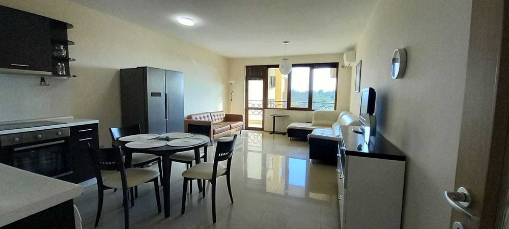 Апартамент с 2 спални в комплекс Лайтхаус, Балчик