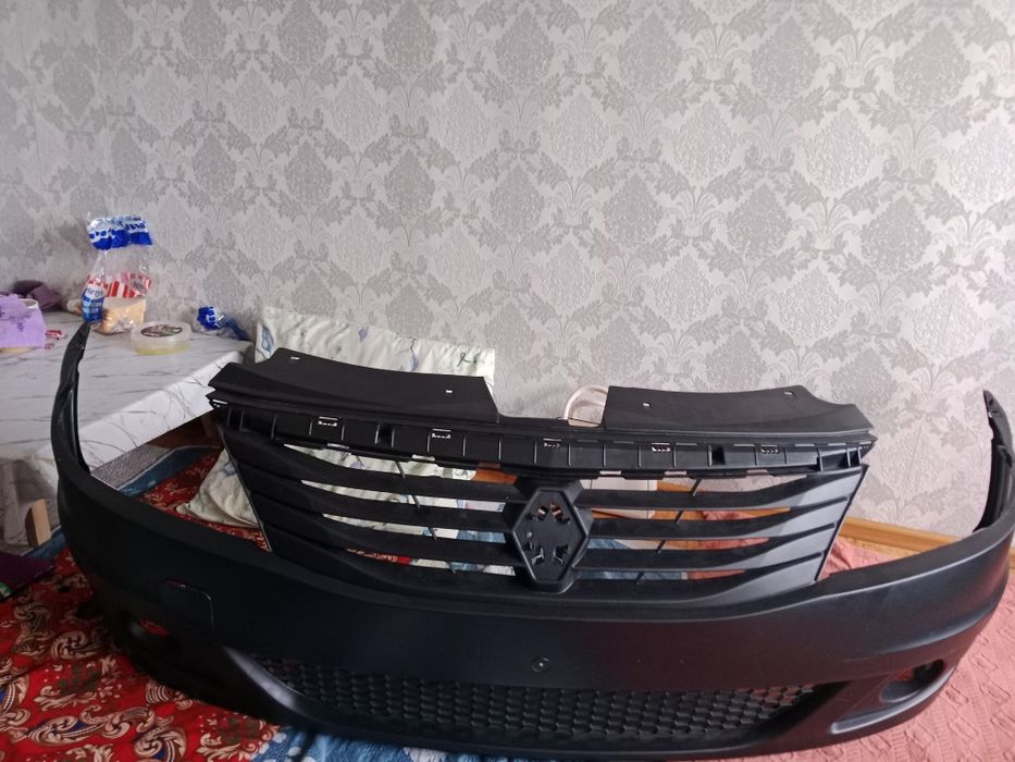Бампер рено логан
