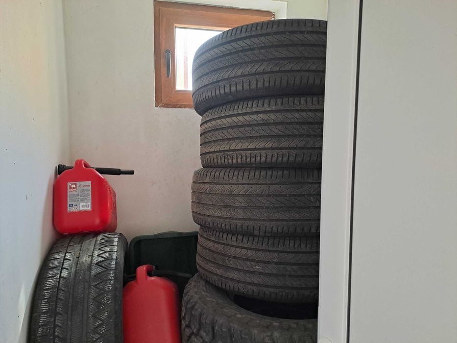 Continental 225/55/18