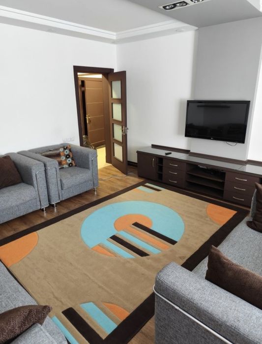 Аренда на Садик Азимова Ц-1 3/6/9/-80 кв.м