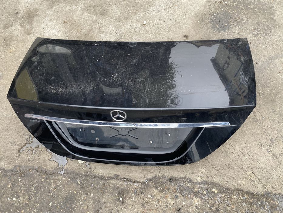 Capota Porbagaj Mercedes CLS W219 Pret 500 lei