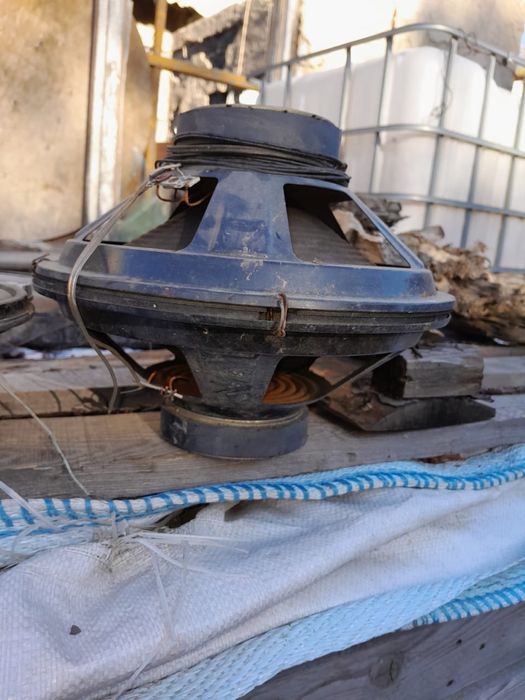 продам колонки 4шт