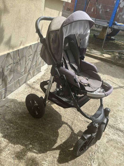 Детска количка .