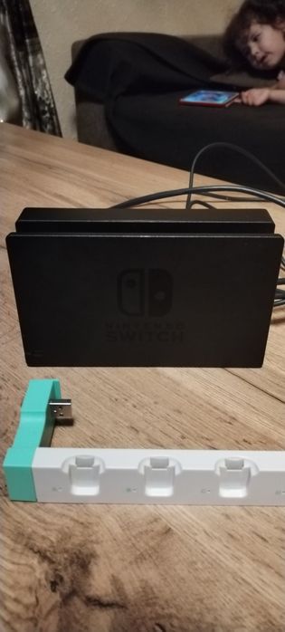 Продам Nintendo switch hac-001