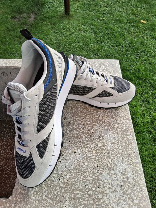 Оригинални маратонки