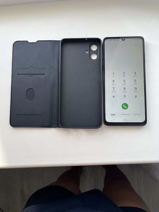 Продам Samsung A06  128 gb