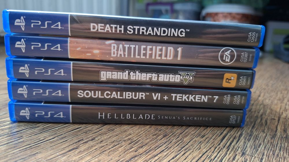 Продавам игри за PS4