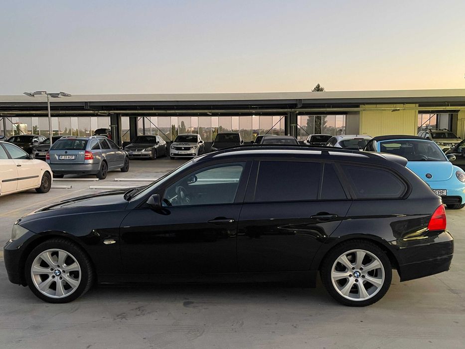 BMW Seria 3 / E91 / N47 / 318 Diesel 143CP 2008/9 Manual, Navi,Fiscal