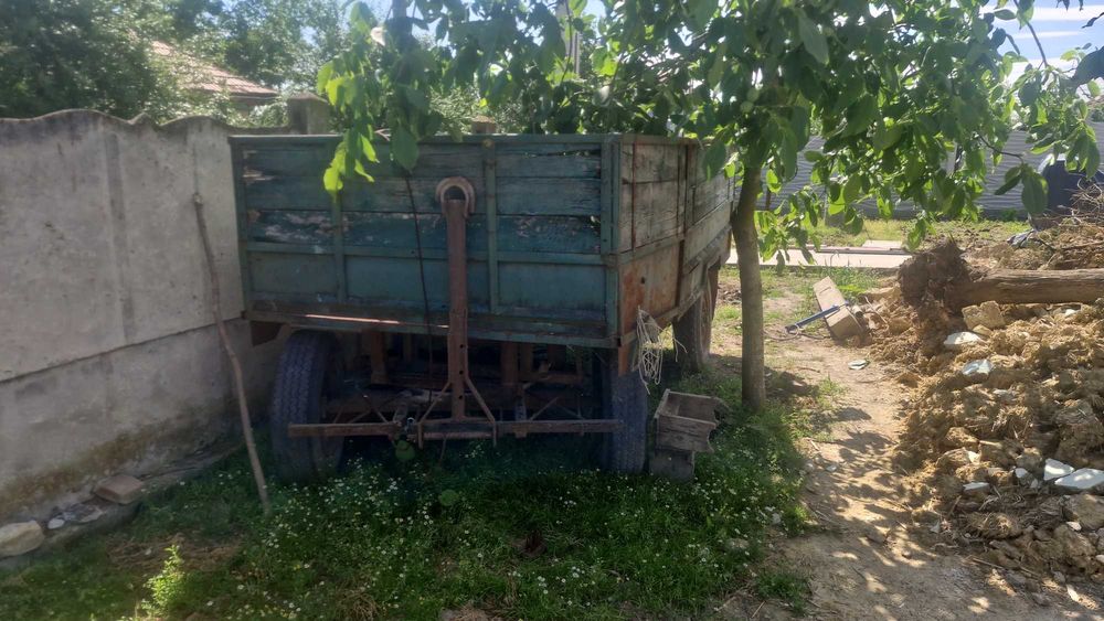 Remorci agricole