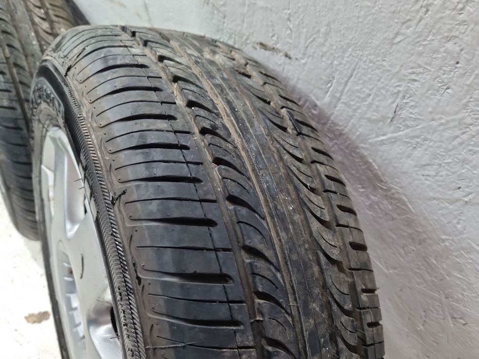 Set jante cu anvelope Volkswagen Polo (9N) [Fabr 2001-2008] 6Q0601025