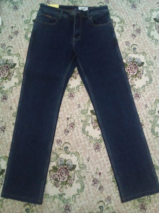 Джинсы "Vrangler".